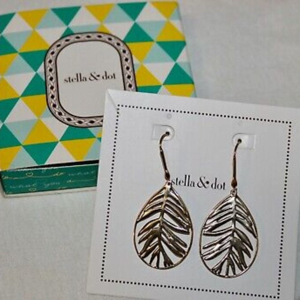 Stella & Dot Filigree Earrings